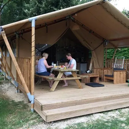 Safari Tent At Camping De La Bonnette *